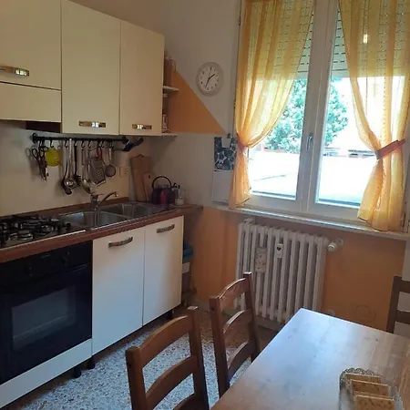 Apartament La Casa Di Lucia: Grande Con Balcone Brescia
