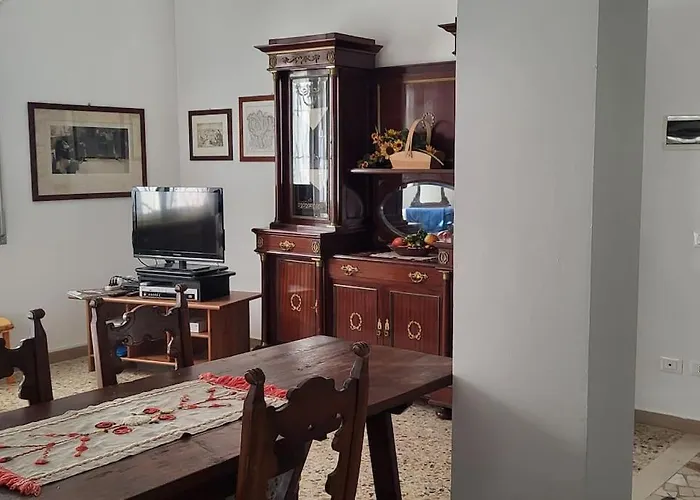 La Casa Di Lucia: Grande Con Balcone * Brescia