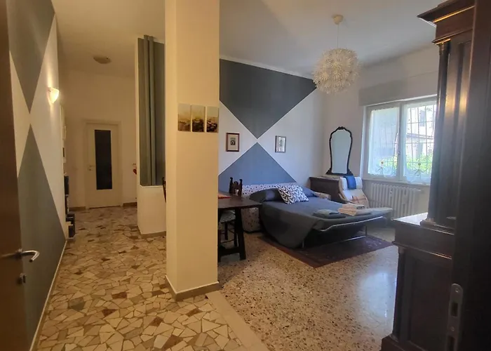 La Casa Di Lucia: Grande Con Balcone Appartement Brescia