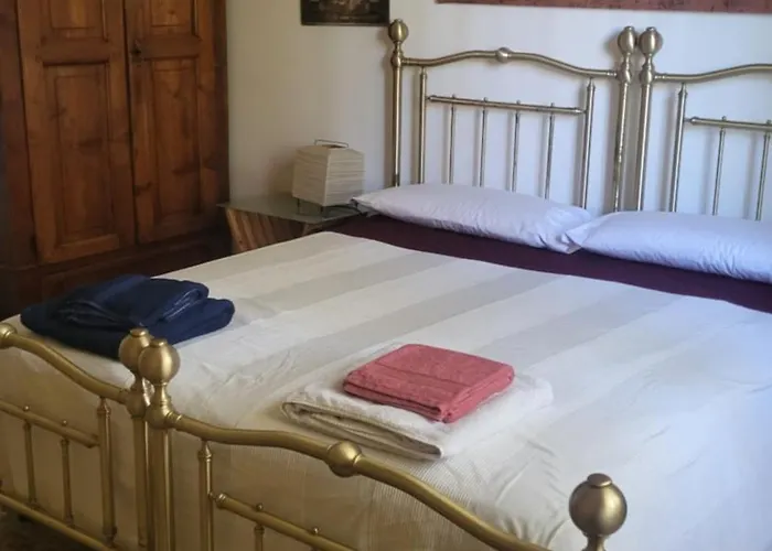 Appartement La Casa Di Lucia: Grande Con Balcone Brescia