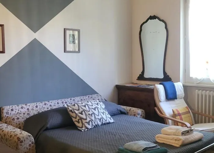 La Casa Di Lucia: Grande Con Balcone *